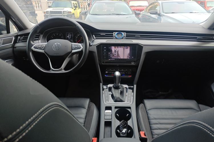 Used Volkswagen Magotan 2020 330TSI DSG Leading Model
