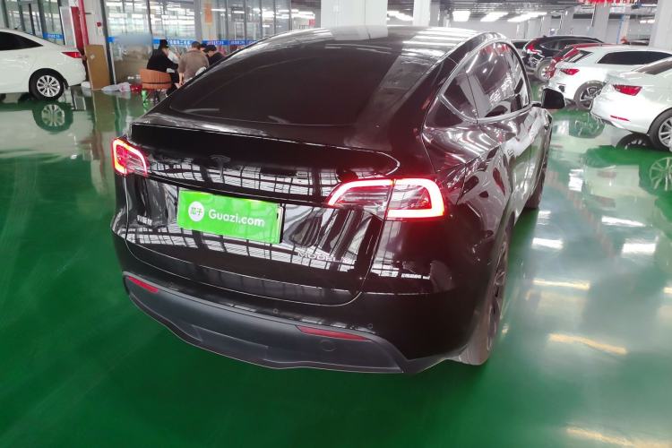 Used Tesla Model Y 2022 Rear-Wheel-Drive Version
