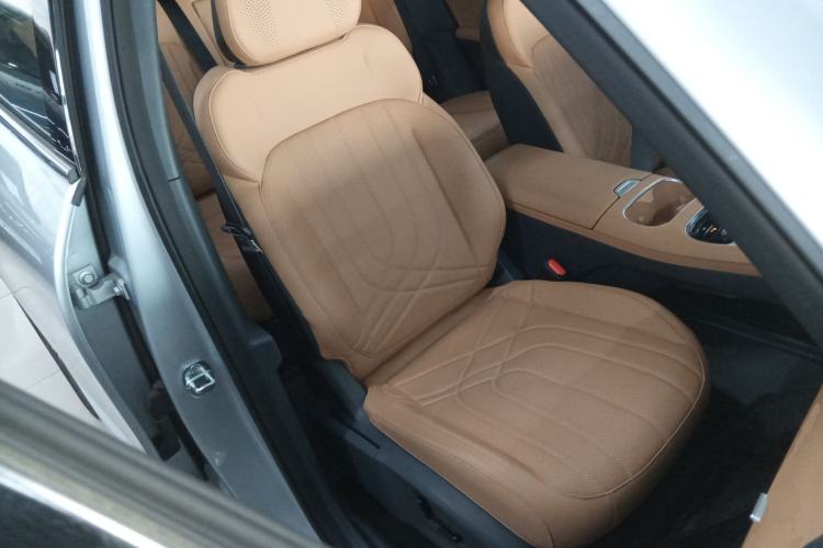 Used  Galaxy Xingjian 7 EM-i 2025 120km Flagship Edition