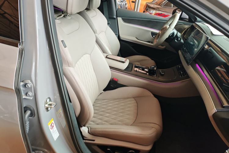 Used BYD Han 2025 EV Intelligent Driving Edition 701KM LiDAR Flagship Model
