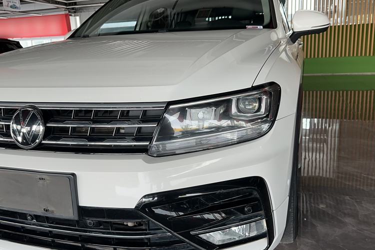 TDK.VehicleDetails.img