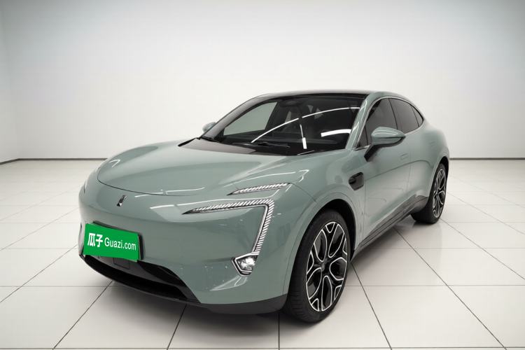 Used  11 2022 Ultra-Long Range Dual-Motor Luxury Edition 4 Seats