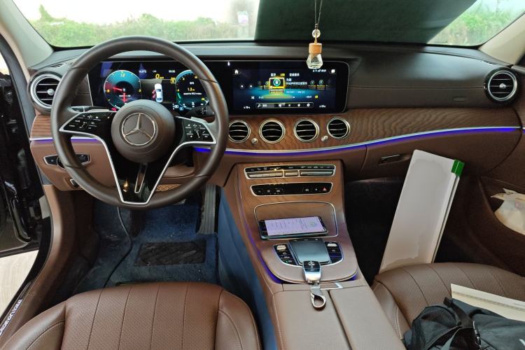 Used Mercedes-Benz E-Class 2023 Updated E 300 L Fashion Edition
