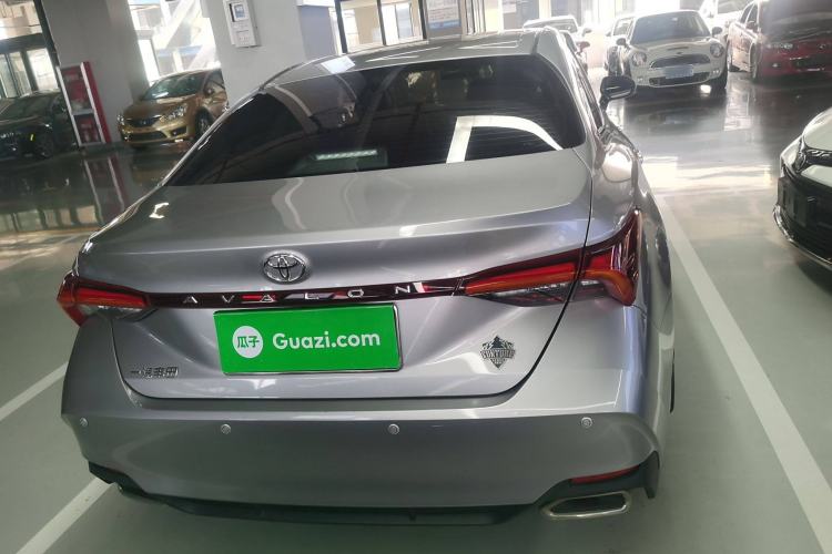 Used Toyota Avalon 2019 2.0L Luxury Edition China VI Standard
