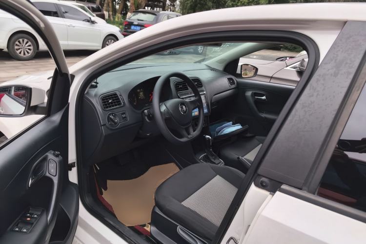 Used Volkswagen Polo 2016 1.4L Automatic Trendy Model
