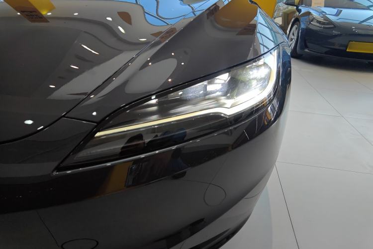 Used Tesla Model 3 2023 Rear-Wheel-Drive Version