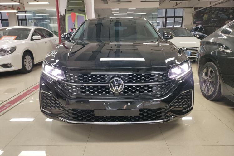 Used Volkswagen Passat 2025 Outstanding Model 380TSI Starry Dragon Edition