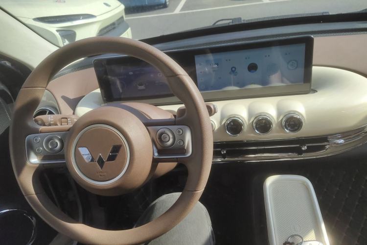 Used Wuling Bingo 2025 333 km Lingxi Connected Version
