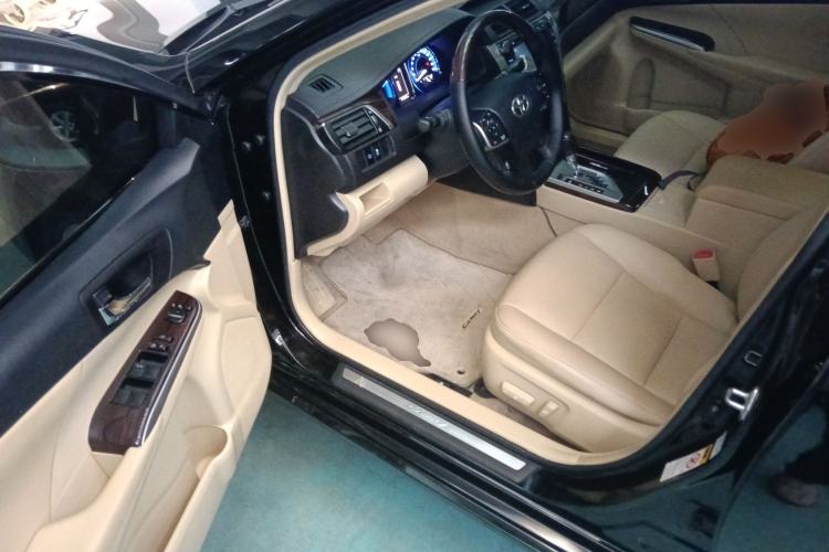 Used Toyota Camry 2015 Dual-Engine 2.5 HG Luxury Navigation Edition