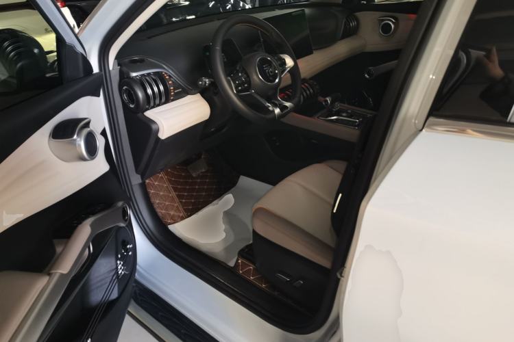 Used BYD Yuan PLUS 2024 Honor Edition 430KM Leading Model