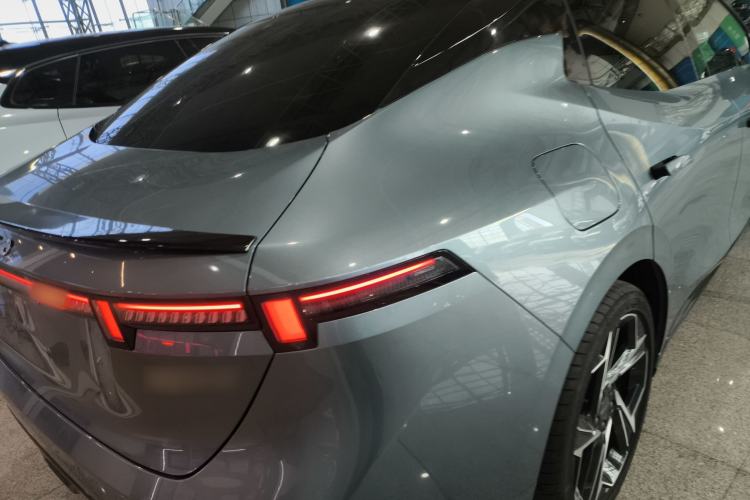 Used Lynk & Co 07 2024 EM-P 126 Long-Range Ultra
