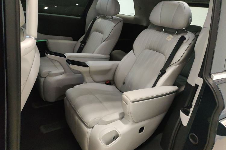 Used VOYAH Dream 2025 PHEV Four-Wheel-Drive Flagship Kunpeng Edition