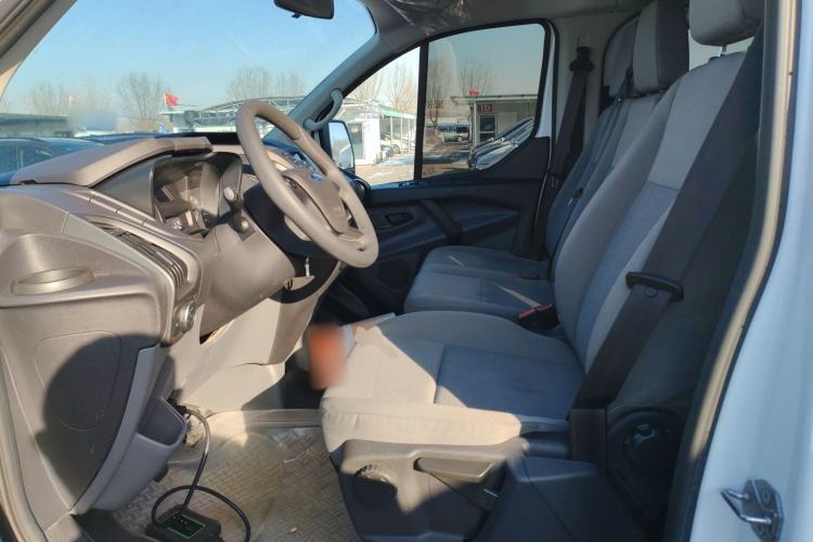 Used Ford Transit 2019 2.0T Diesel Multi-Purpose Commercial Vehicle Mid-Drive Mid-Roof 6-Seater China VI Standard