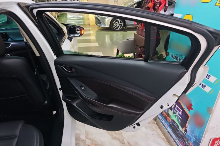 Used Mazda Atenza 2017 2.5L Skyactiv Sport Edition
