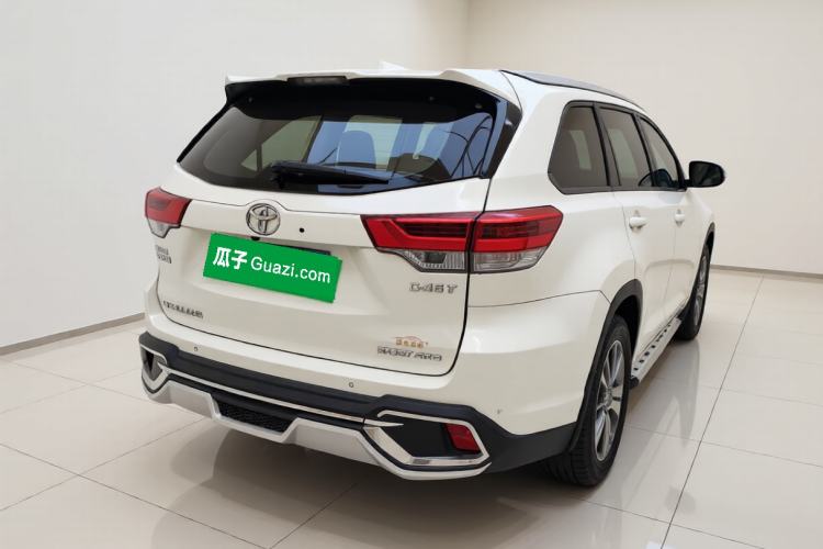 Used Toyota Highlander 2018 2.0T Four-Wheel Drive Prestige Version 7 Seats China V Emission Standard