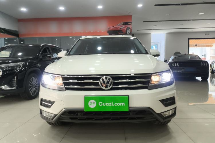 Used Volkswagen Tiguan L 2019 Revised 330TSI Automatic Two-Wheel Drive Smart & Luxury Edition China VI Standard