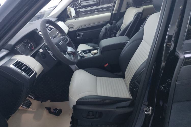 Used Land Rover Discovery 2023 360 PS R-Dynamic S