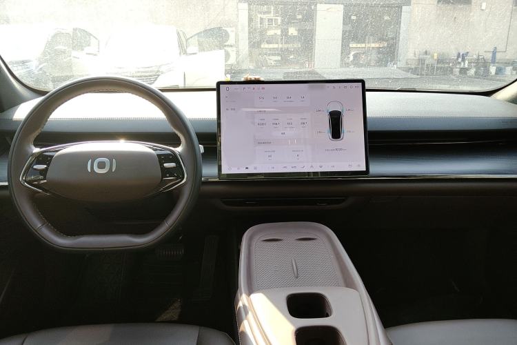 Used  A07 2025 Blue Whale All-Electric 515 Collection Model
