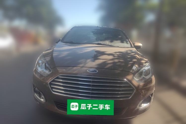 Used Ford Escort 2015 1.5L Automatic Fashion Model