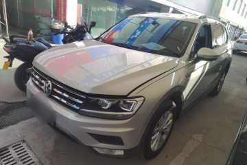 Used Volkswagen Tiguan L 2017 330TSI Automatic Two-Wheel Drive Luxury Edition