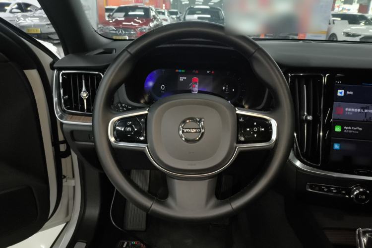 Used Volvo S60 2023 B4 Zhiyuan Luxury Edition