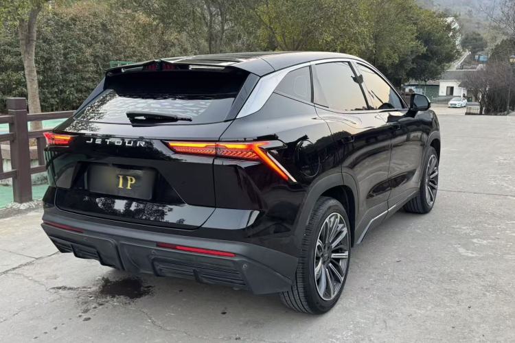 Used JETOUR Dashing 2022 1.6T DCT King MAX
