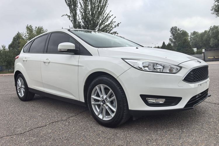 Used Ford Focus 2018 Hatchback Classic 1.6L Automatic Trendy SmartDrive Edition