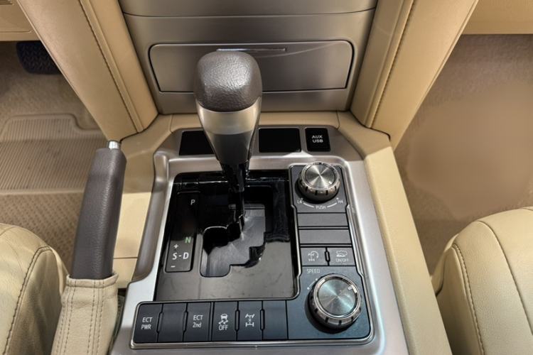 Used Toyota Land Cruiser 2017 4.0L Automatic Parallel Import