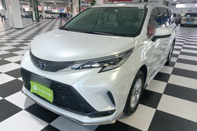 Used Toyota Granvia 2023 2.5L Hybrid Comfort Edition