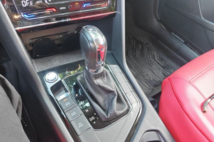 Used Volkswagen Tharu 2021 280TSI Two-Wheel-Drive Luxury Plus Edition