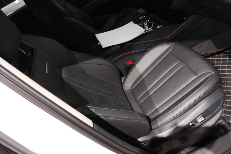 Used Hongqi HS3 2023 1.5T Two-Wheel Drive Shanwei Edition