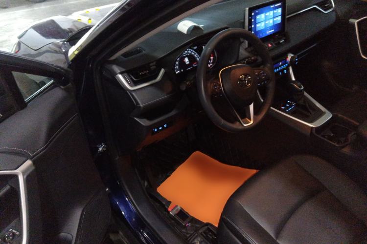 Used Toyota RAV4 2022 2.0L CVT Two-Wheel Drive Fashion Plus Edition
