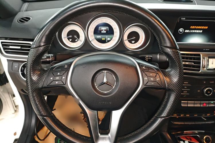 Used Mercedes-Benz E-Class 2015 Facelift E 200 L Sport Edition