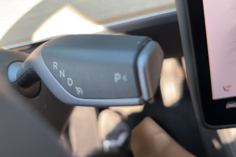 Used Tesla Model Y 2022 Rear-Wheel-Drive Version
