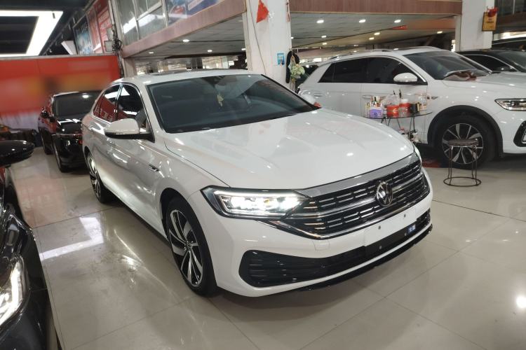 Used Volkswagen Sagitar 2023 300TSI DSG Excellence Edition
