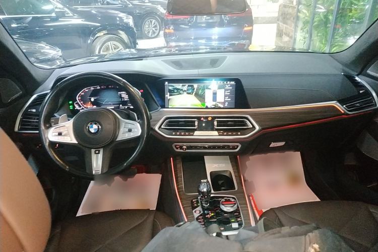 Used BMW X5 2022 Restyled xDrive 40Li Luxury Edition M Sport Package
