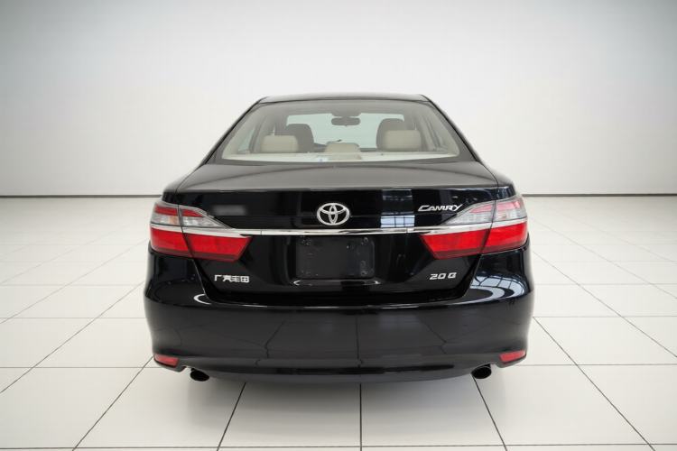 Used Toyota Camry 2015 2.0G Premier Edition