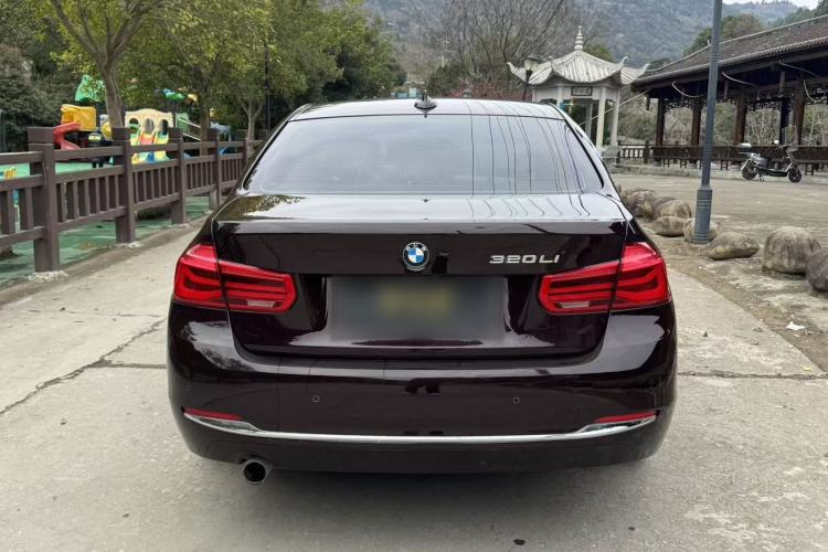 Used BMW 3 Series 2016 320Li Ambition Model
