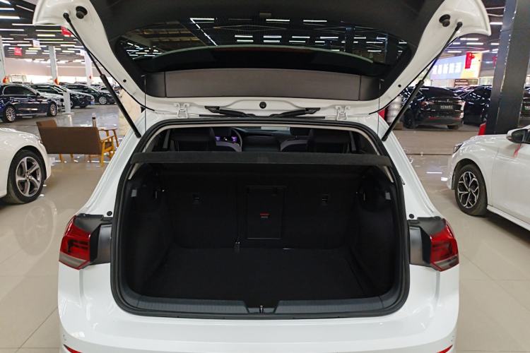 Used Volkswagen Golf 2024 280TSI DSG Pro 50th Anniversary Edition
