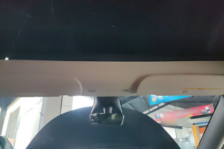 Used Tesla Model Y 2023 Long-Range All-Wheel-Drive Version
