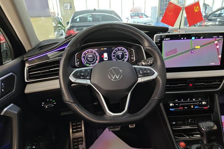 Used Volkswagen Tiguan L 2024 330TSI Automatic Two-Wheel Drive Smart Edition
