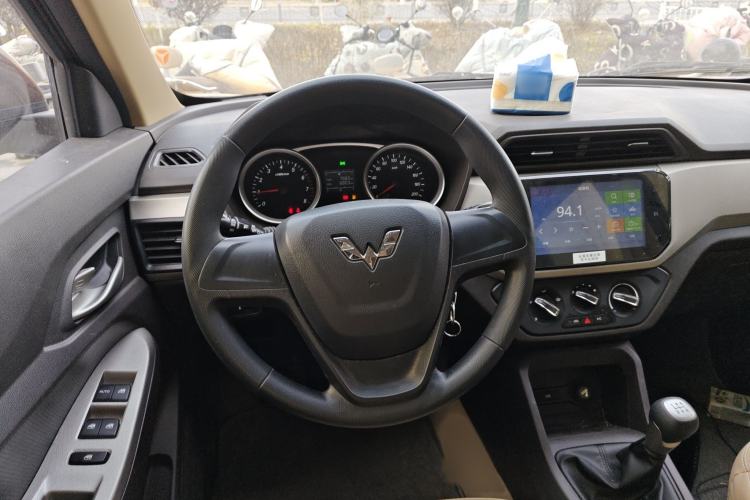 Used Wuling Hongguang 2018 1.5L S Comfort Model L2B