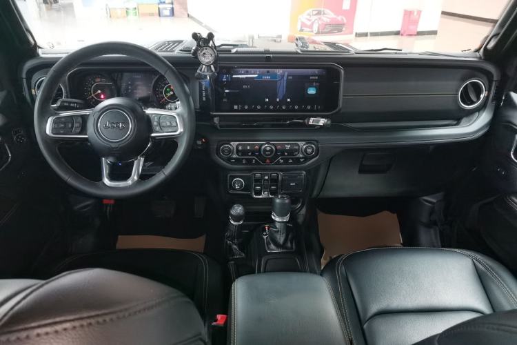 Used  Wrangler 2024 2.0T Sahara Four-Door Edition
