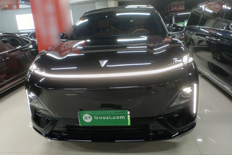 Used  S09 2025 Rear-Drive Ultra
