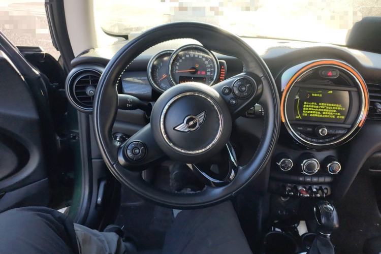 Used  MINI 2016 1.5T COOPER
