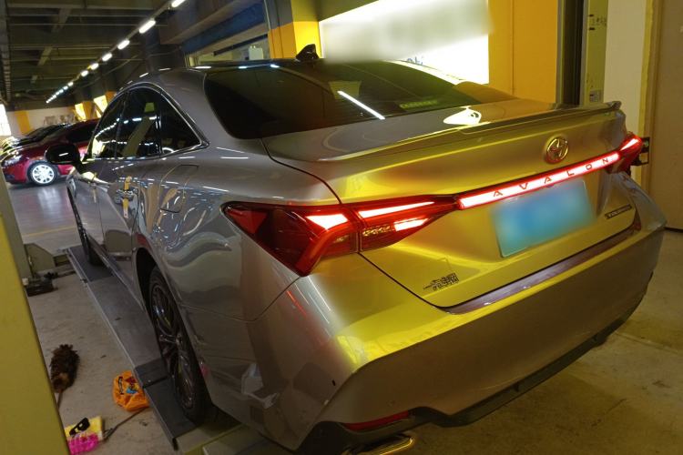 Used Toyota Avalon 2019 2.5L Touring Premium Version China V Standard
