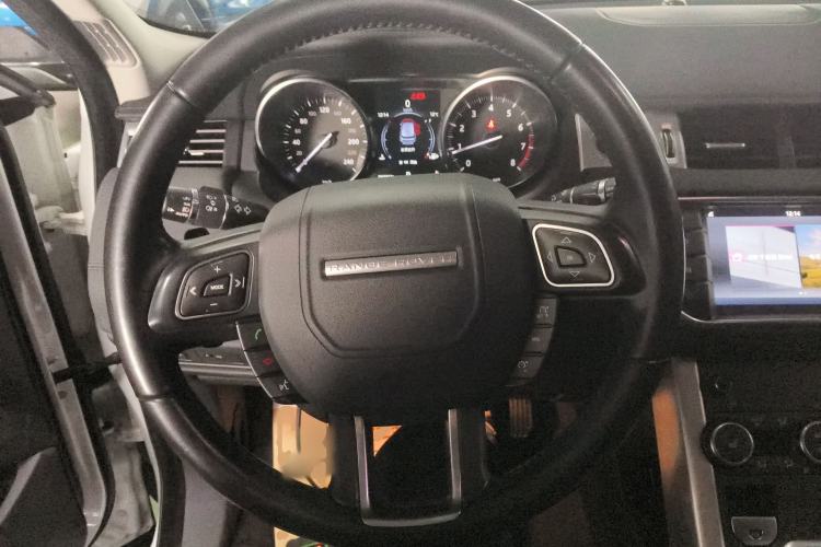 Used Land Rover Range Rover Evoque 2017 2.0T PURE Style Edition
