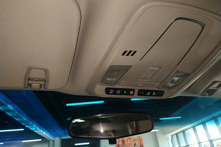 Used Buick GL8 2017 ES 28T Comfort Model China V Standard
