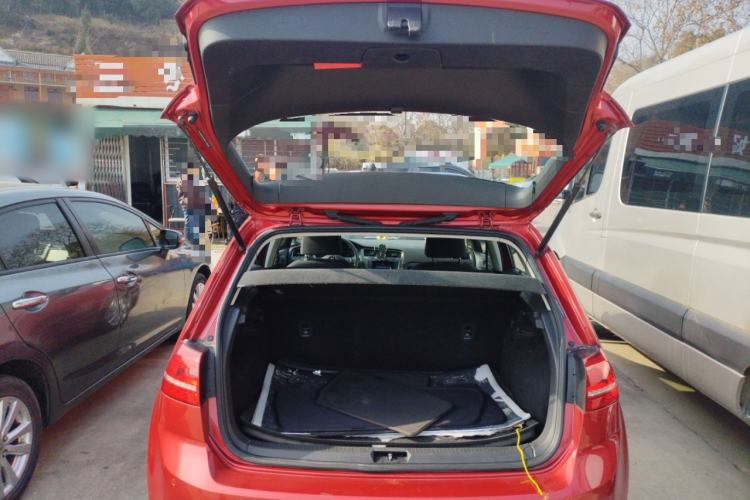 Used Volkswagen Golf 2015 1.6L Automatic Fashion Model