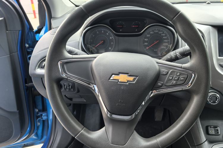 Used Chevrolet Cruze 2017 1.5L Automatic Xuanfeng Edition
